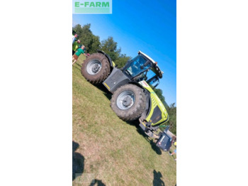 Traktör CLAAS Xerion 4000