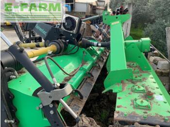 Toprak işleme makinesi FARMTECH