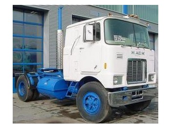  Mack F 786 T SZM - Çekici