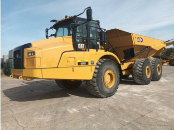 Belden kırma kaya kamyonu CATERPILLAR 740