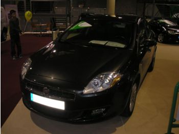 FIAT BRAVO 1.9 DYNAMIC 120 CV. COLOR NEGRO - Binek araba