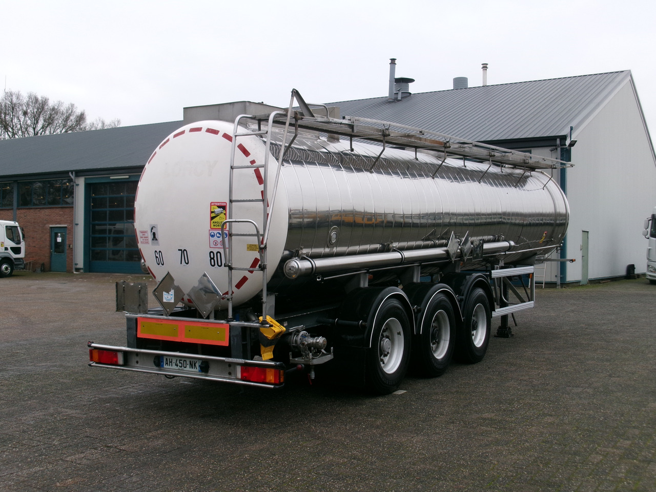 Tanker dorse nakliyatı için kimyasal maddeleri Maisonneuve Chemical tank inox 22.3 m3 / 1 comp: fotoğraf 4