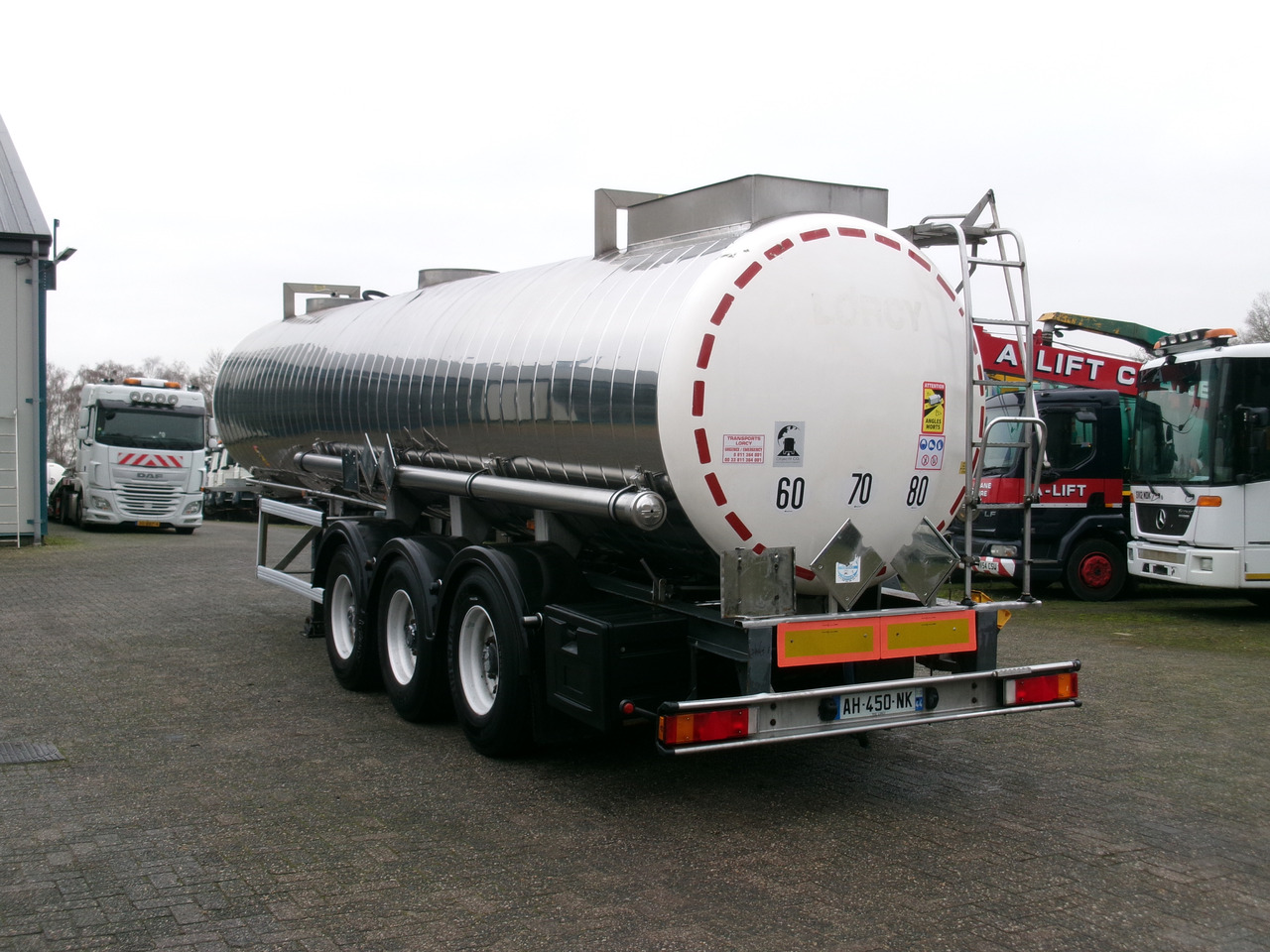 Tanker dorse nakliyatı için kimyasal maddeleri Maisonneuve Chemical tank inox 22.3 m3 / 1 comp: fotoğraf 3