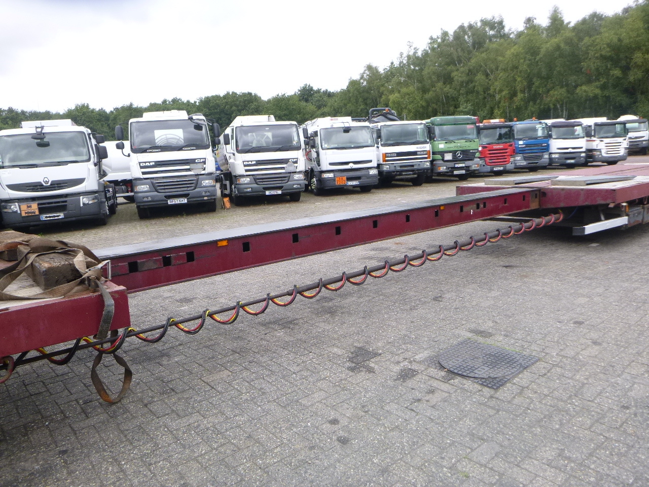 Alçak çerçeveli platform dorse Nooteboom 3-axle semi-lowbed trailer extendable 14.5 m + ramps: fotoğraf 9