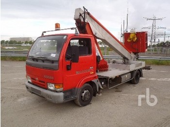 Nissan CABSTAR 110.35 - Araçüstü platform