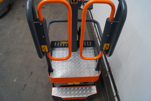Dikey platform Faraone Eleva H40 move