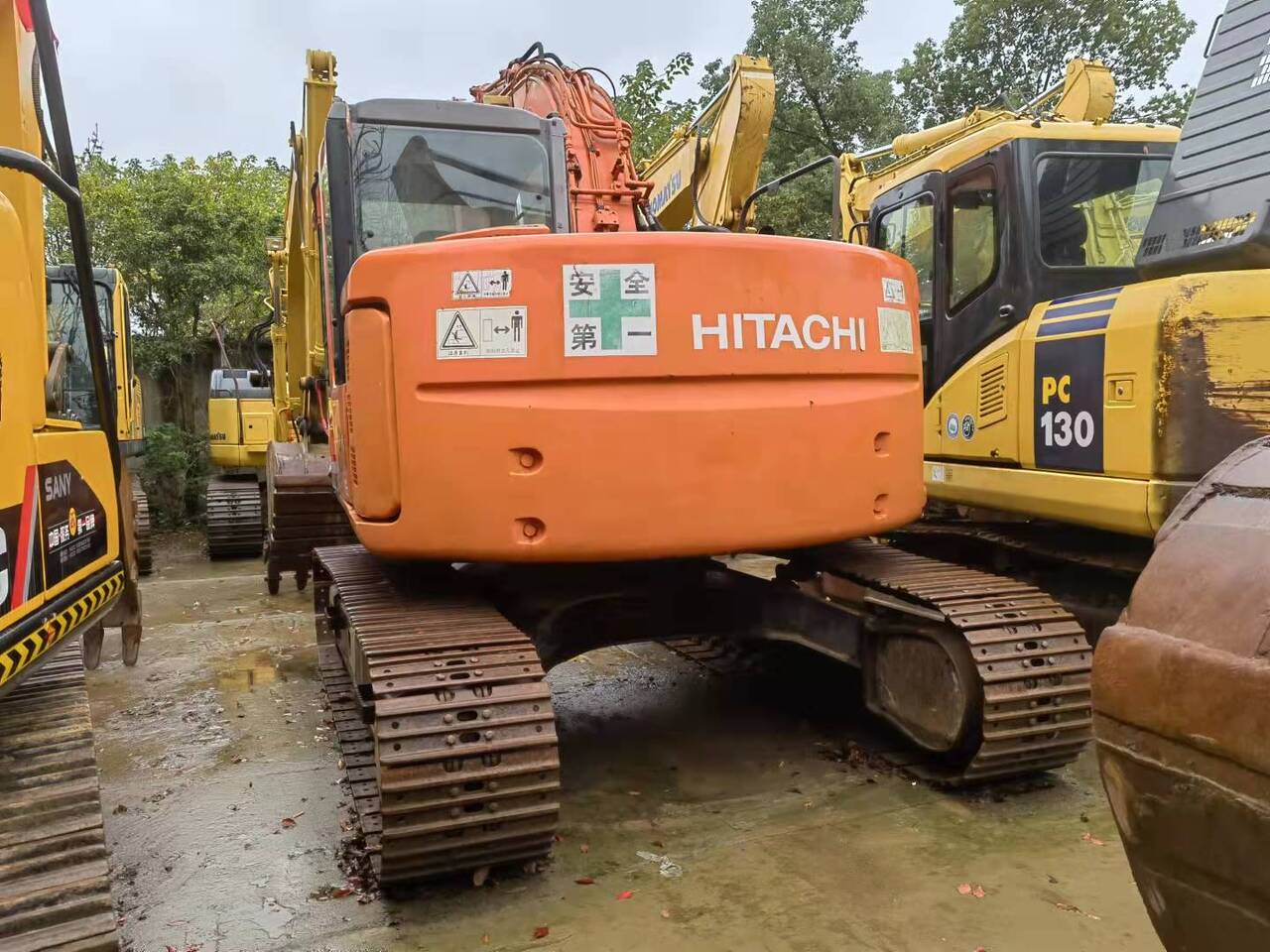 Paletli ekskavatör HITACHI ZX135US excavator: fotoğraf 3