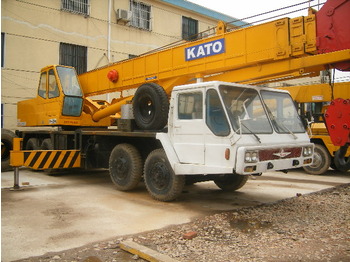 kato NK400E - Mobil vinç