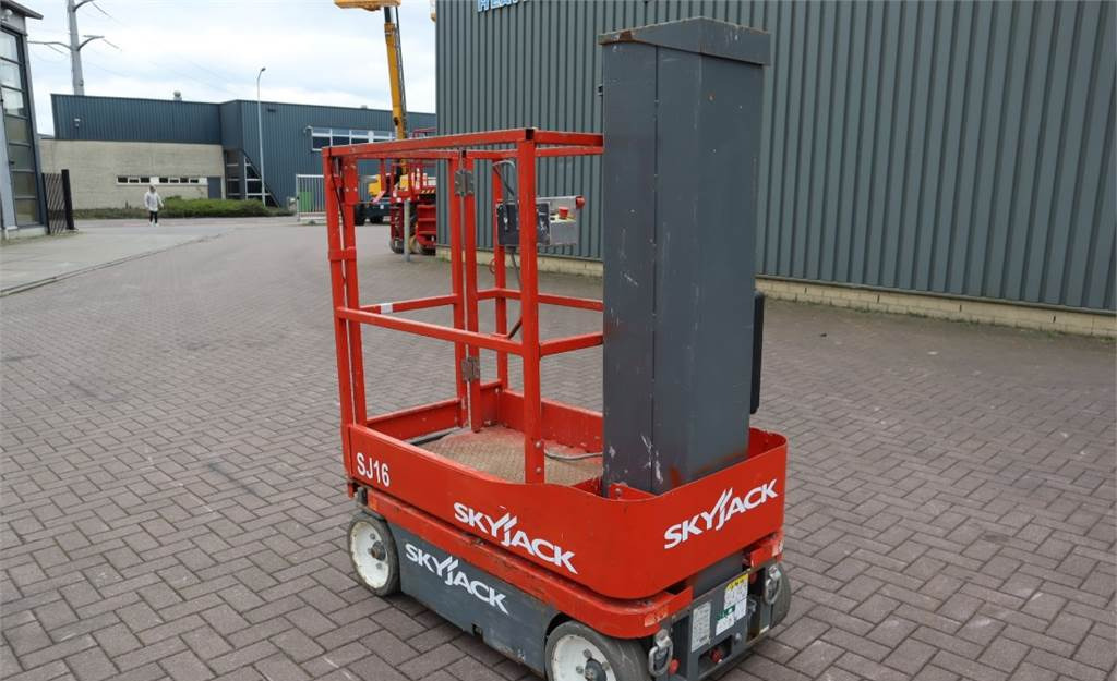 Eklemli platform SkyJack SJ16 Electric, 6,75m Working Height, 227kg Capacit: fotoğraf 4