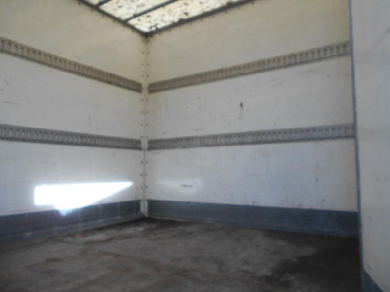 Kapalı kasa kamyon Ford cargo 0913: fotoğraf 3