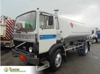 Tanker kamyon Volvo F613 + Manual + 3 Compartments + 10.000 Liter: fotoğraf 1