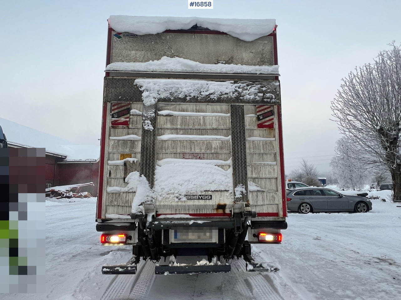 Kapalı kasa kamyon Volvo FM 330: fotoğraf 12
