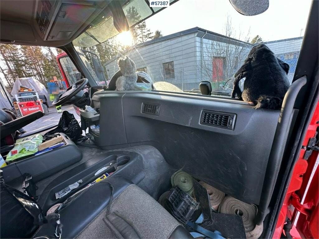Sal/ Açık kasa kamyon, Vinçli kamyon Volvo FM 420: fotoğraf 36