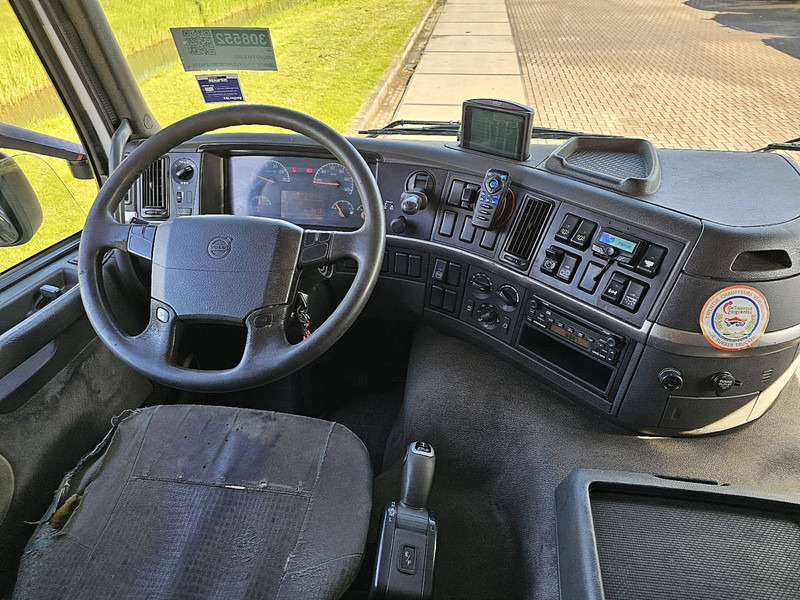 Kapalı kasa kamyon Volvo FM 9.260: fotoğraf 9