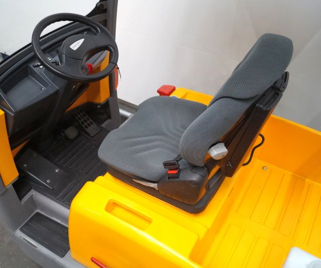 Akülü çekici Jungheinrich EZS570