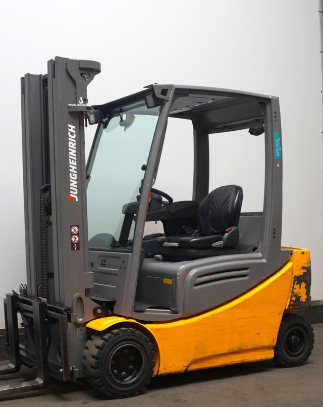 Elektrikli forklift Jungheinrich EFG320