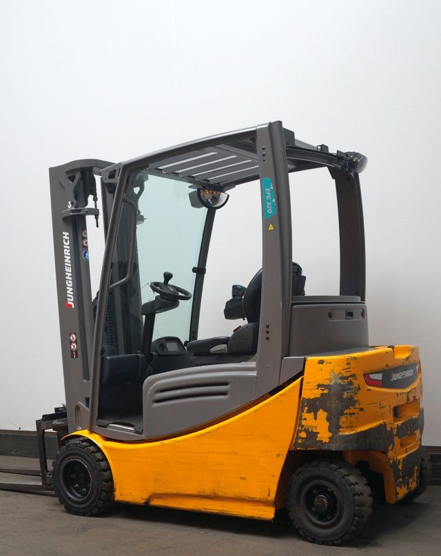 Elektrikli forklift Jungheinrich EFG320