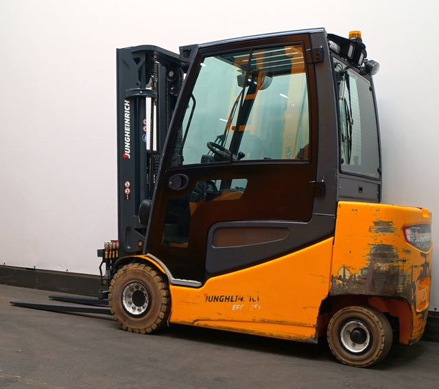 Elektrikli forklift Jungheinrich EFG425