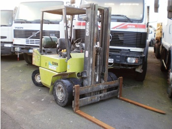 CLARK GPM25H GAZ - Forklift
