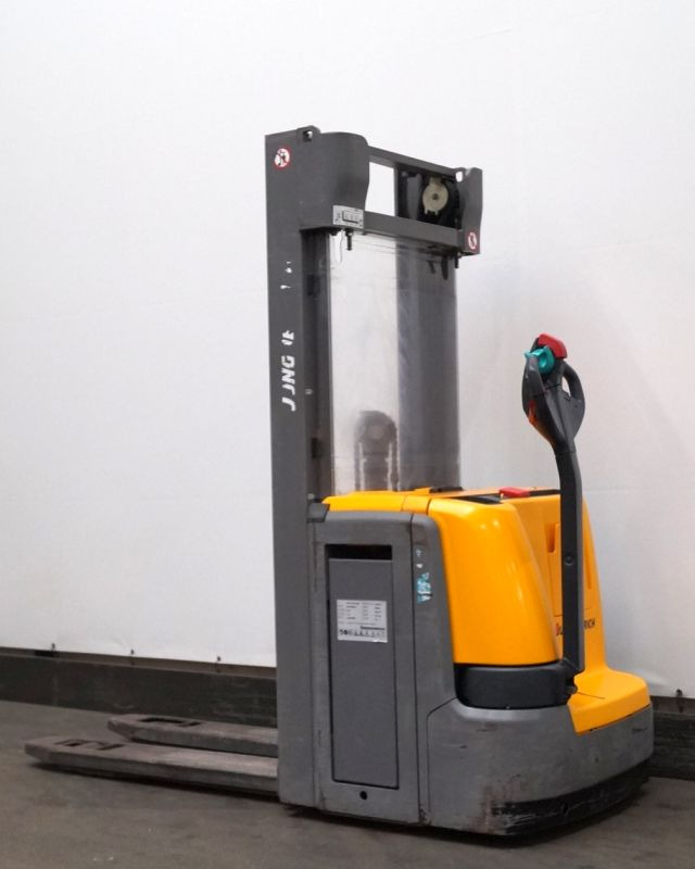 Istif makinası Jungheinrich EJC214z
