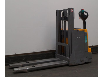 Istif makinası  Jungheinrich EJD118