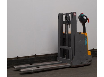 Istif makinası  Jungheinrich EJD118