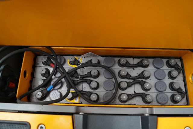 Istif makinası Jungheinrich EJD118