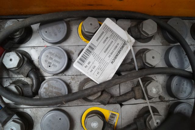 Istif makinası Jungheinrich EJD118