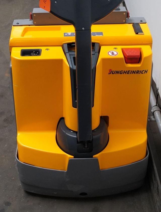 Kullanılan transpalet Jungheinrich EJE C20