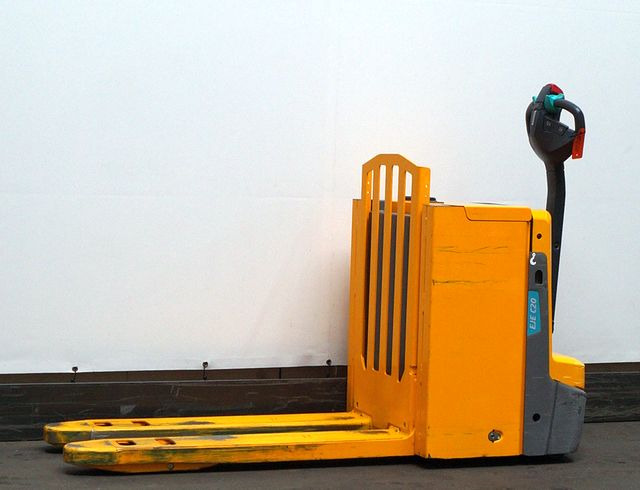 Kullanılan transpalet Jungheinrich EJE C20