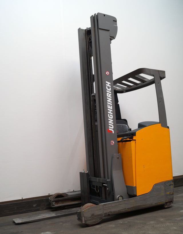 Reach truck Jungheinrich ETV214