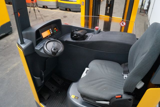 Reach truck Jungheinrich ETV214