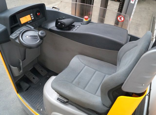 Reach truck Jungheinrich ETV214