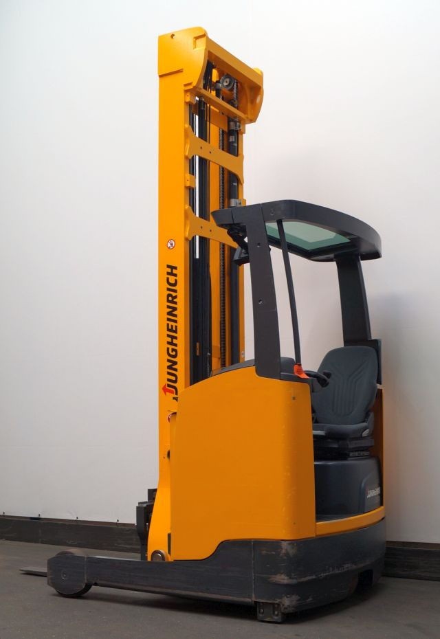 Reach truck Jungheinrich ETV216