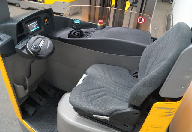 Reach truck Jungheinrich ETV320