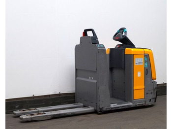 Sipariş hazırlama makinası  Jungheinrich ECE220