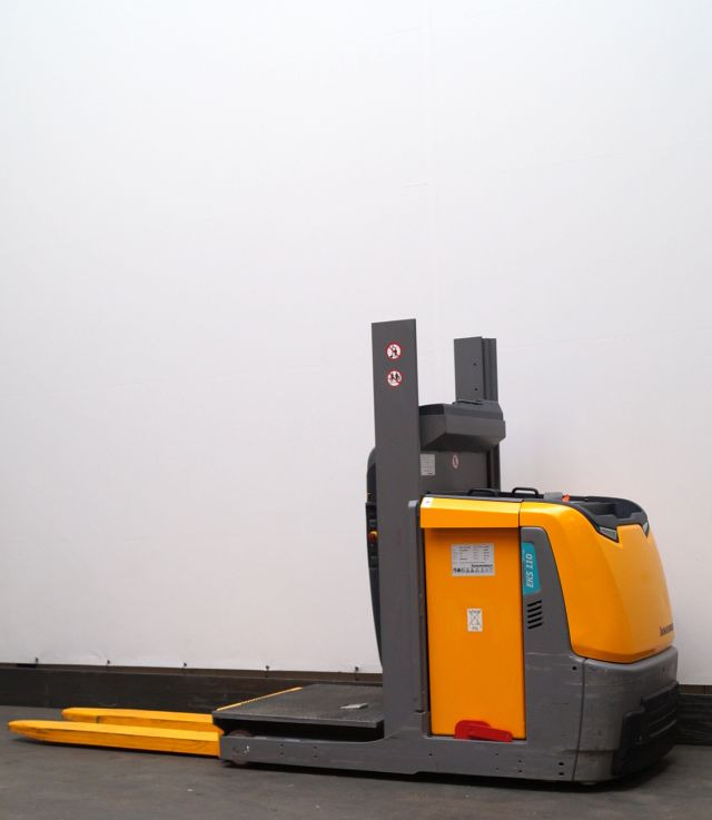 Sipariş hazırlama makinası Jungheinrich EKS110L100E