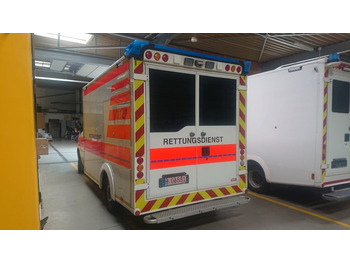 Ambulans arabası MERCEDES-BENZ Sprinter 316