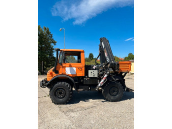 Atık toplama taşıt/ Özel amaçlı taşıt UNIMOG U900