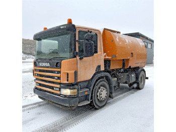 Yol süpürme aracı SCANIA P94