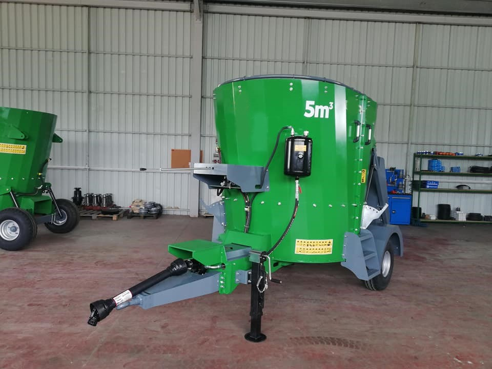 Yeni Hayvancılık ekipmanları SAYGINLAR vertical feed mixer wagon: fotoğraf 6