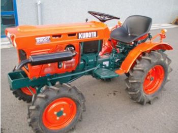 Kubota B6001 DT - 4X4 - Traktör