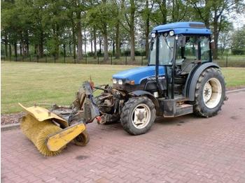 New Holland TN75N 4x4 - Traktör