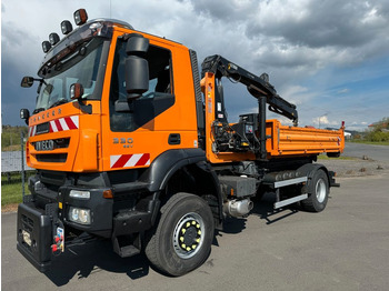 Kancalı yükleyici kamyon IVECO Trakker