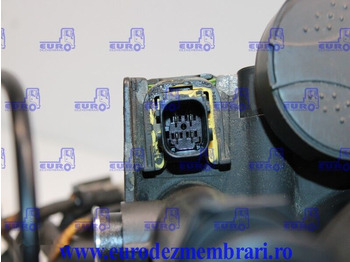 DAF XF106 MX-11 - Yakıt filtresi - Kamyon: fotoğraf 4