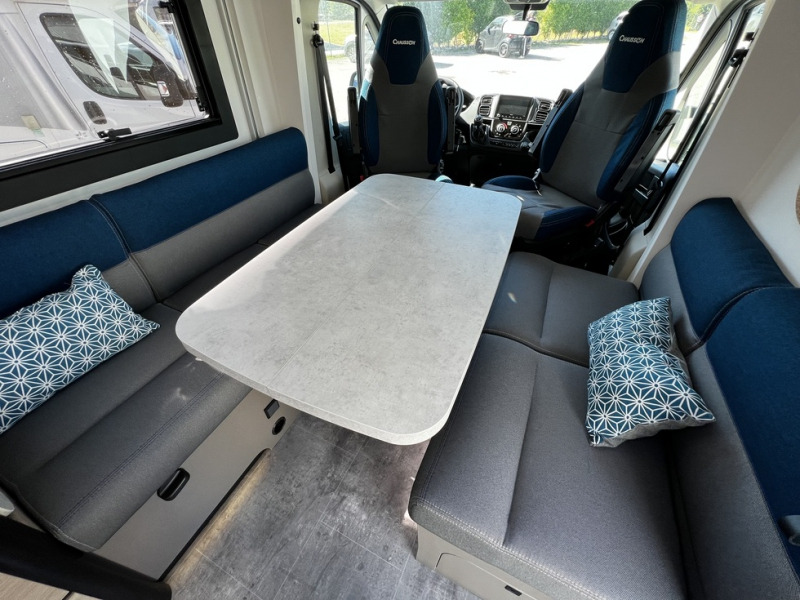 Chausson X550 Exclusive Line - Semi entegre karavan: fotoğraf 5
