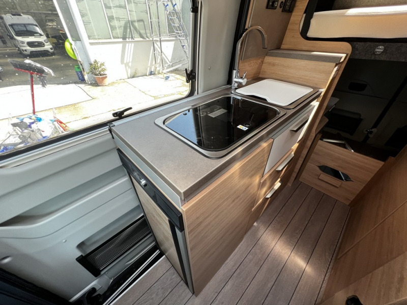 Knaus Boxdrive 600 XL - Camper van: fotoğraf 5