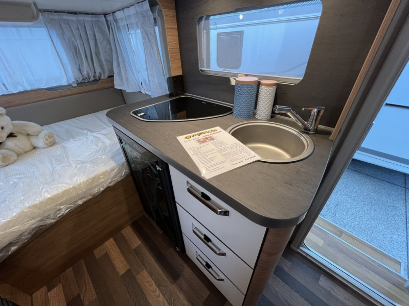 Weinsberg CaraOne 390 QD - Çekme karavan: fotoğraf 5