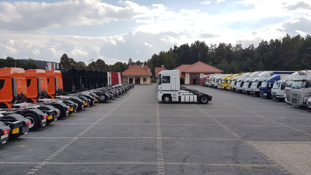 DUETDUDA - Çekiciler VOLVO undefined: fotoğraf 13