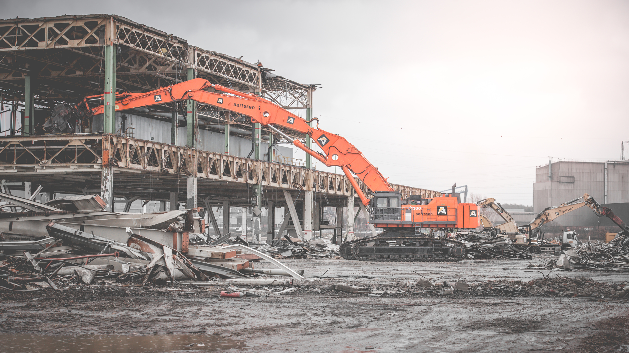 Aertssen Trading NV - İş makinaları LIEBHERR undefined: fotoğraf 5